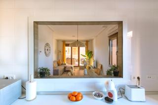 Relaxin Stay by the Sea - Terrace, Pool & Parking - 3