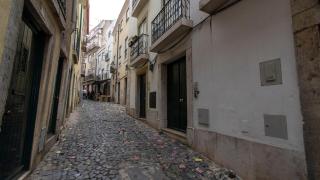 Portas do Sol Stylish Apt with Elevator - Lissabon - 8