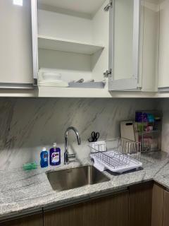 1 BR Executive Suite Gentry Manor by JMS - Manila - 4