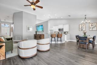 New! Boho Bungalow, Heated Pool, Community Amenities, & More! - Bradenton - 3