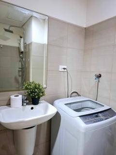 Wood Haven Seaside View Bedroom - Manila - 6