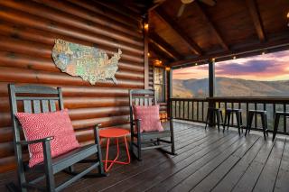 Camp Wildgrove - 4 Br with Hot Tub & Stunning Views - 1