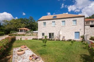 Villa Emelie - 2