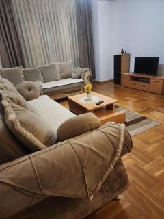 Vaikiki Apartman LM - Novi Pazar - 0