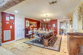 Large Deck Luxe 6-Acre Retreat in Dahlonega! - Dahlonega - 5