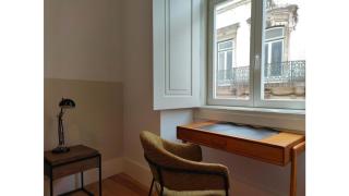 Amazing Spacious Chiado 2-Bedroom Stylish Apt w AC - Lissabon - 5