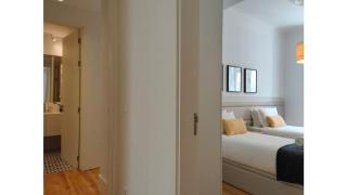 Amazing Spacious Chiado 2-Bedroom Stylish Apt w AC - Lissabon - 4