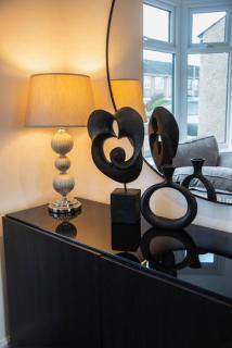 Luxury Modern 3 Bedroom House - Bridgend - 4