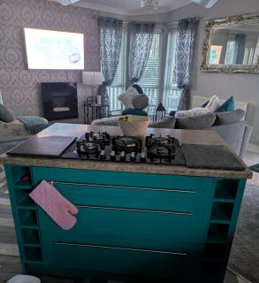 Unique 2 bed lodge - 3