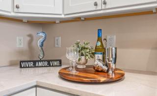 Waterfront Breeze Condo - Clearwater Beach - 2