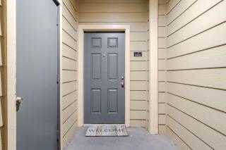 Relax and Unwind 2 BR Oasis - Galveston - 3