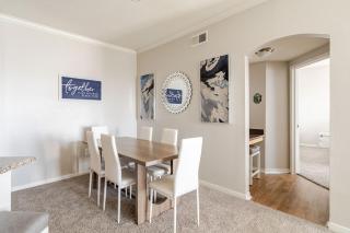 Relax and Unwind 2 BR Oasis - Galveston - 9