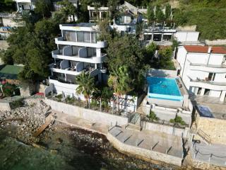ALOHA Beach front Vacation Rental - Ulcinj - 0