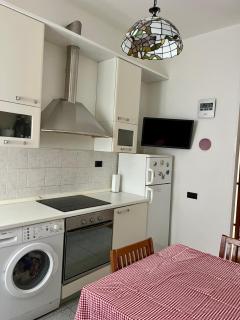 Lady's home - 5
