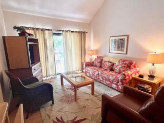 Top Floor Private Villa Close to Everything Amenity Cards Available 1819 - Johns Island - 8