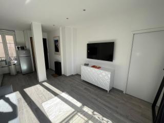 Le Montana - Festival-Centre-VueMer-Clim-Wifi - Cannes - 7