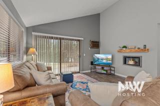 Twin Lakes Village Home Golf Retreat Community Pool Corner Lot and Single Level Living - Rathdrum - 0