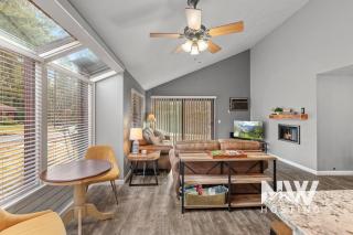 Twin Lakes Village Home Golf Retreat Community Pool Corner Lot and Single Level Living - Rathdrum - 1