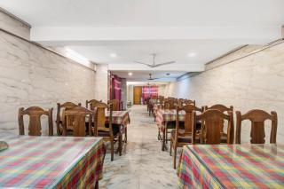 Townhouse Rajbagh Formerly Hotel Modern - Srinagar - 5