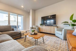 The Desert Loft Pool & Spa Fire Pit Sleeps 20 - 8