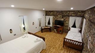 Old bazar apartment in a beautiful stone house a few steps from public parking - Gjirokastër - 0