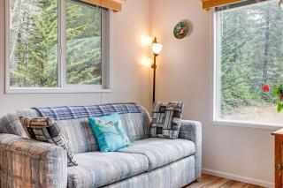 Remote Workers Welcome Tiny Home in Port Angeles! - 6