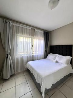 HK Stays - Windhoek - 8