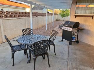 Newly Remodeled Home Near Zion - Patio & Grill - La Verkin - 6