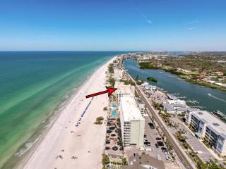 20002 Gulf Blvd Penthouse 5 - Clearwater Beach - 4