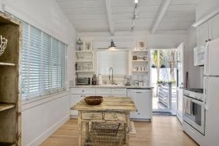 180 Walnut Upper - Carlsbad - 1