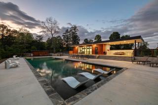 Luxury Container Hammock, Fire Pit Pool - Young Harris - 8