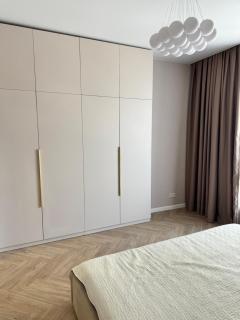 Four Seasons Apartment - 6