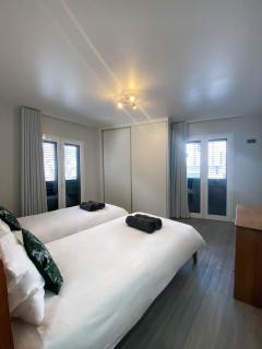 Modern and Central Town Apartment - Machico - 4