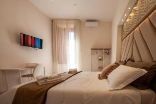 Airport Luxury Rooms - Napels - 6