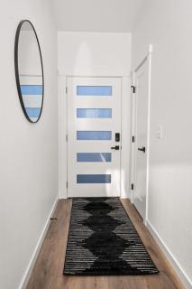 Modern Villa with Scenic Views - Spokane - 1