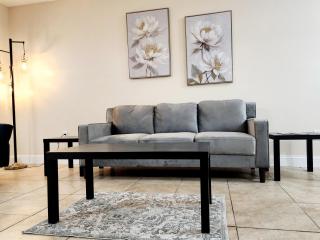 Toria Suites 920 - 0