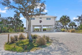 Dolphins and Dream Water Views Dock Your Boat - 4