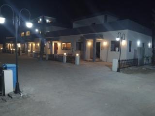 Lux Hotels & Resorts - Lahore - 0