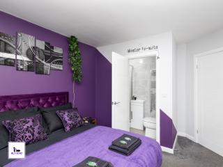 Alt-Stay Leeds - 2x 3 Bed Homes, Sleeps 14 - 10 Percent Off Monthly - Contractors, Insurance, Relocation - Long Stays Welcome - Leeds - 7