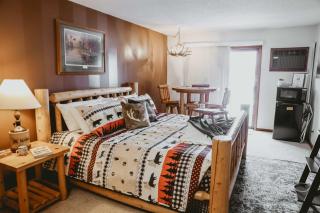 Island Cove #6 -Lake Minocqua - 0