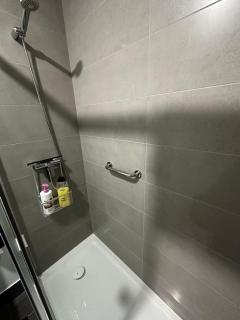 Apartamento nuevo, Disfruta del silencio, familias con niños, aire acondicionado, 2 baños, Wifi, terraza, playa, toallas y sombrillas - 9