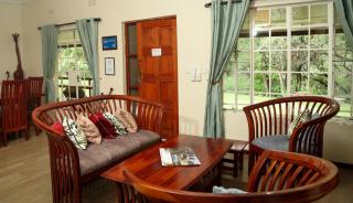 Woodlands Stop Over and Lodge - 2