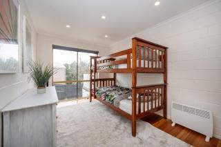 Family Beach Retreat With Heated Pool Blairgowrie - Blairgowrie - 4