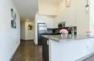 Chic 2 Bedroom Apartment Near Petco Park Convention Center - San Diego - 1