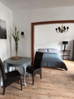 Stilvolles Altbauapartment in ruhiger Wohngegend - Duisburgo - 9