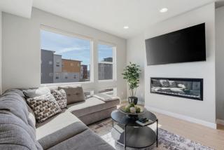 Silver Creek Townhome with Hot Tub l Poppy - 6