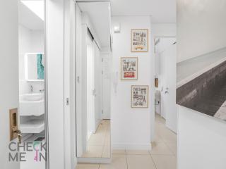 Luxury 1BR Marina View apartment - 7