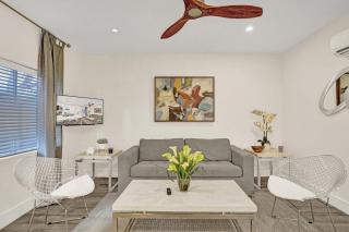 2102 Eden Collection 1BR Kitchen Steps to beach - Fort Lauderdale - 0