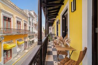 Soho House Private Patio Luxury 2BD Appartment - 9
