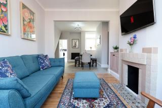 Cwmdare House - Home near Cardiff City Centre with parking - 5